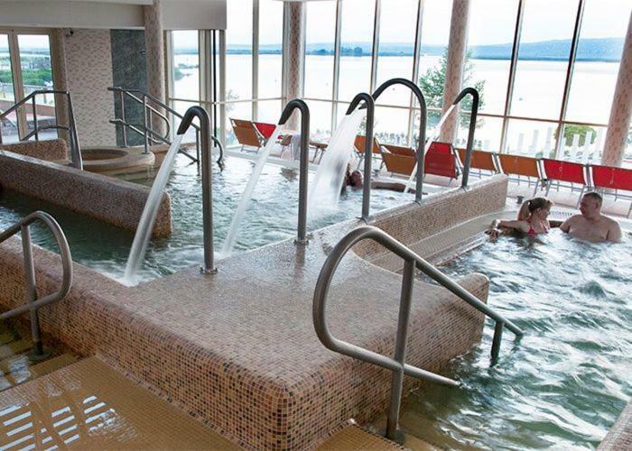 Velence Spa Lake Apartman ภายนอก รูปภาพ
